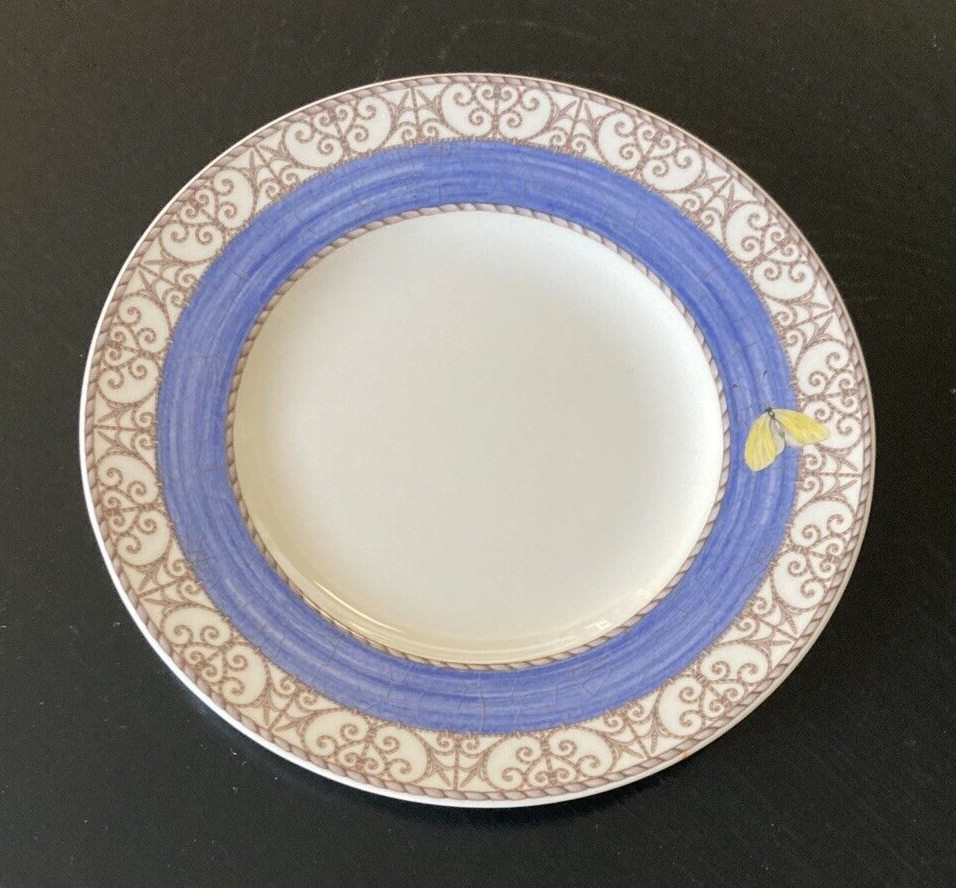 Wedgwood Sarah's Garden Bread & Butter / Dessert Plate 7.25'' Blue Rim