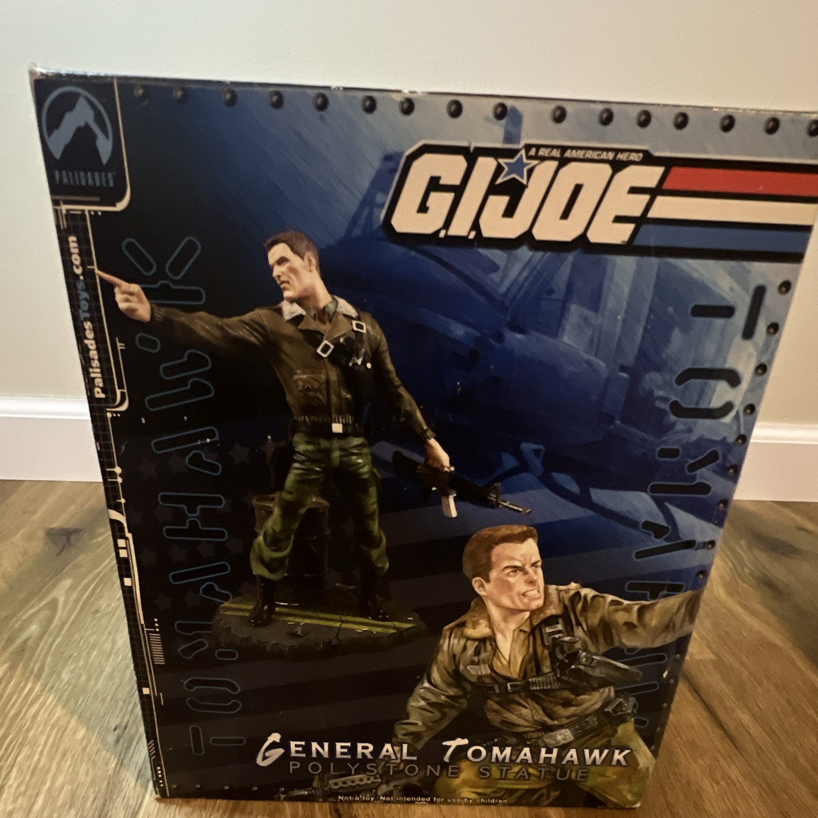 Palisades Toys G.I. Joe General Tomahawk Polystone Statue Limited Edition
