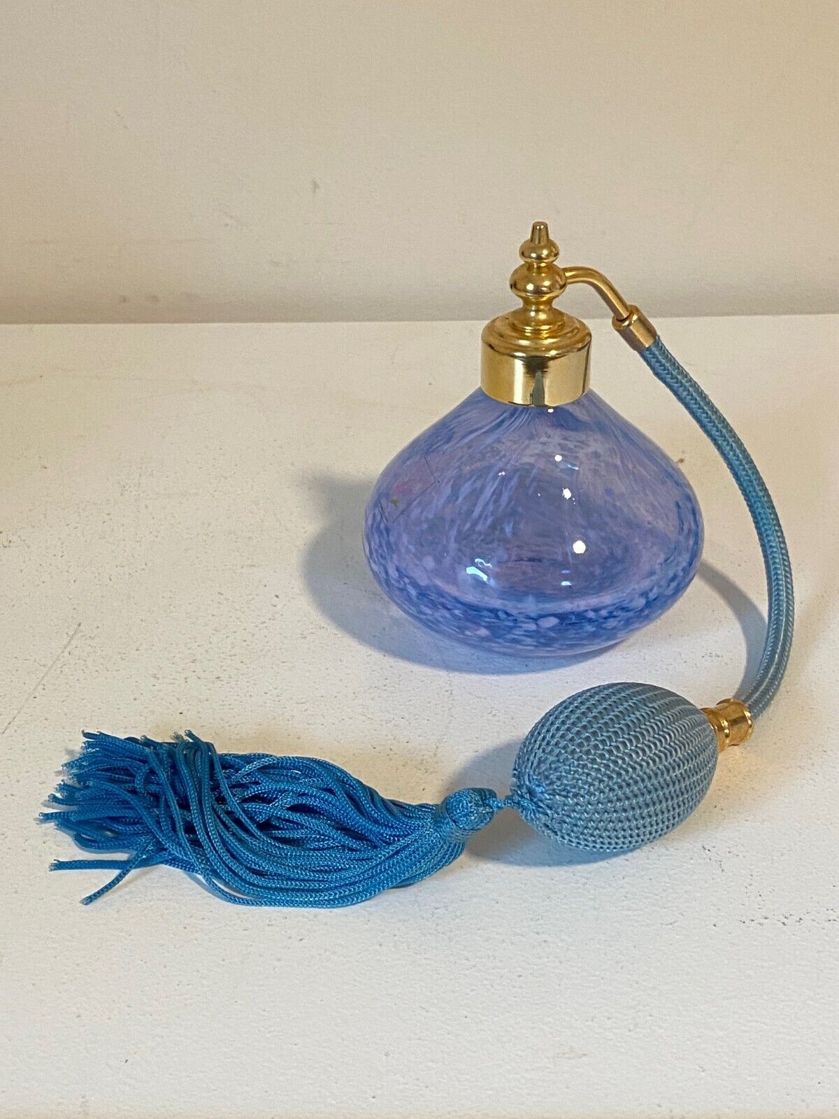 Caithness Handmade Periwinkle Blue Art Glass Spray Perfume Bottle