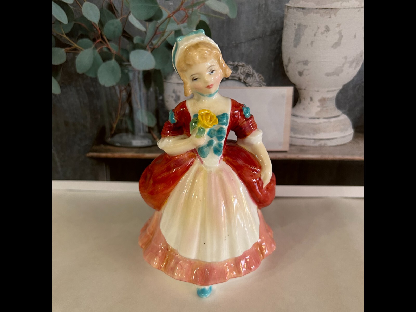 Royal Doulton Valerie Figurine HN 2107 Made in England
