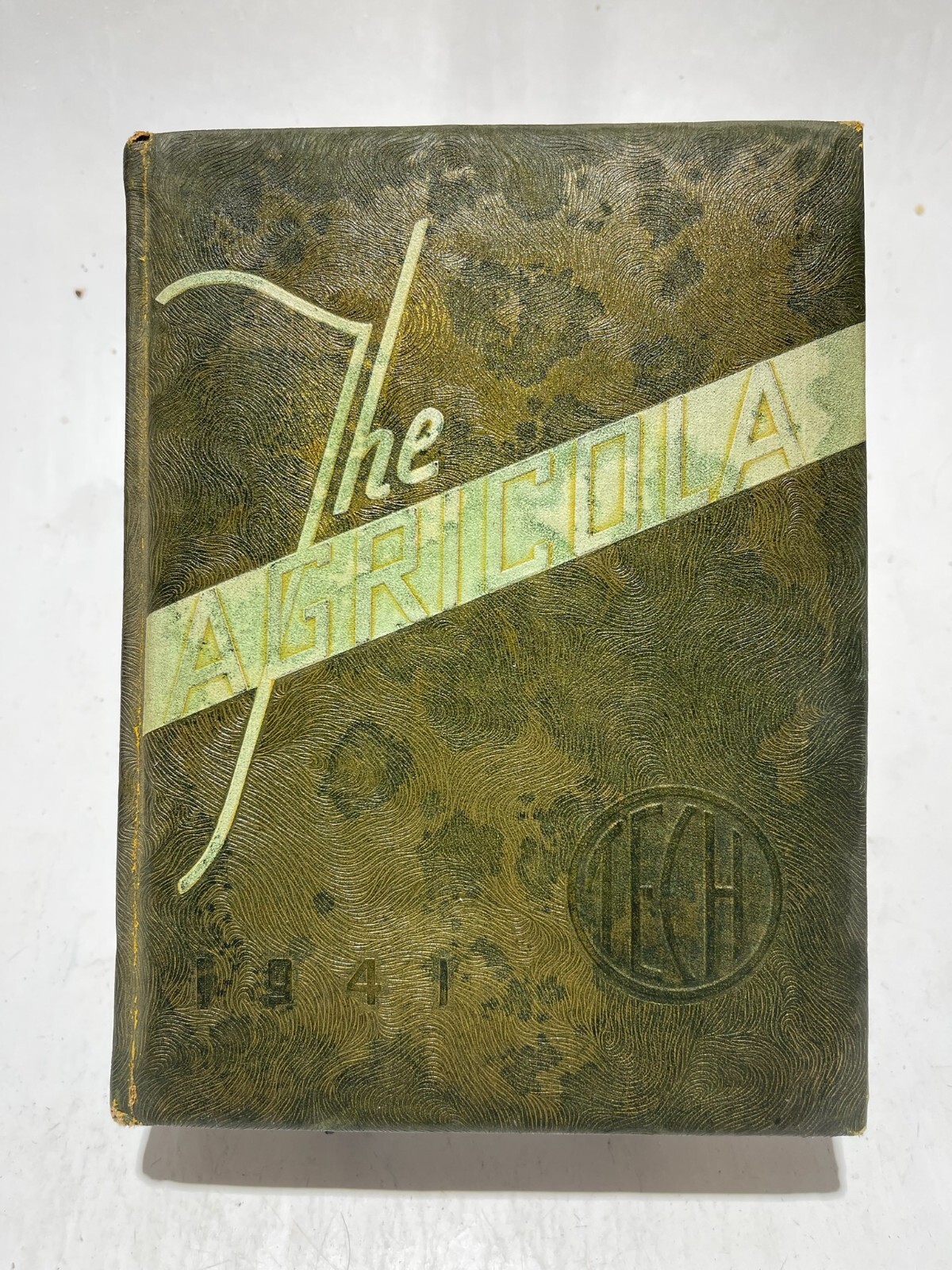 ARKANSAS POLYTECHNIC COLLEGE 1941 YEARBOOK ANNUAL RUSSELLVILLE AR THE AGRICOLA ARKANSAS POLYTECHNIC COLLEGE 1941 YEARBOOK ANNUAL RUSSELLVILLE AR THE AGRICOLA