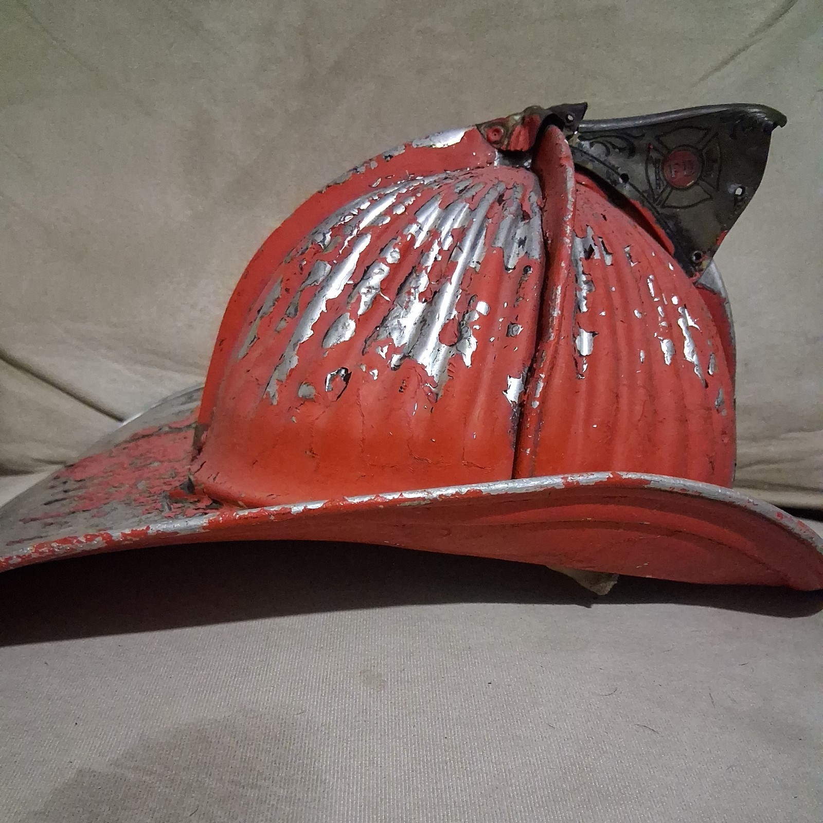 Vintage Cairns & Brother Aluminum Fire Helmet Model 350 Senator Clifton NJ Liner Vintage Cairns & Brother Aluminum Fire Helmet Model 350 Senator Clifton NJ Liner
