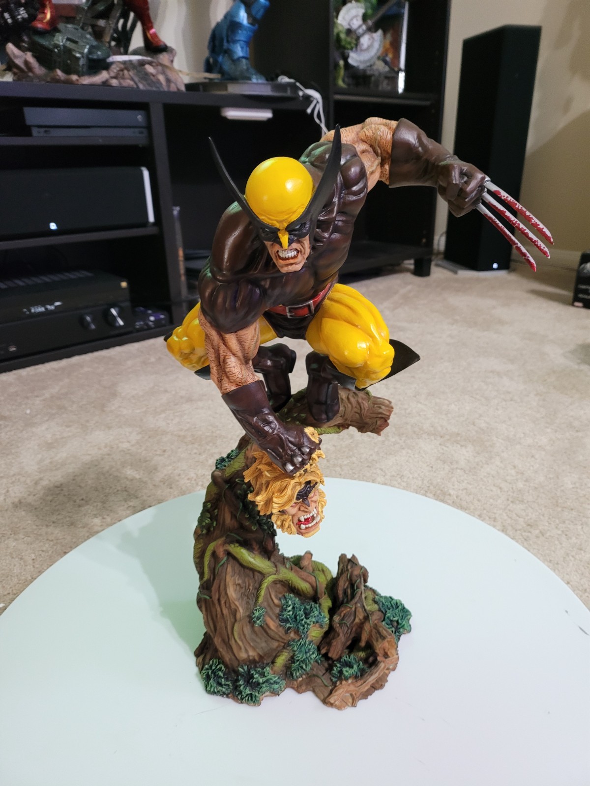 Custom MadX Wolverine 1/4 Statue