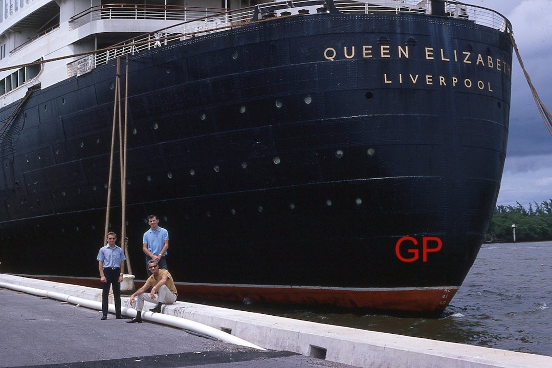 #XX160- yy Old 35mm Slide Photo- Ship- Queen Elizabeth - 1969