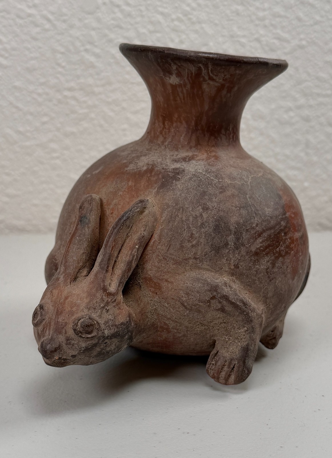 Antique Pre-Columbian Moche Peruvian Pottery Rabbit Figural Vessel Jug Vase Antique Pre-Columbian Moche Peruvian Pottery Rabbit Figural Vessel Jug Vase