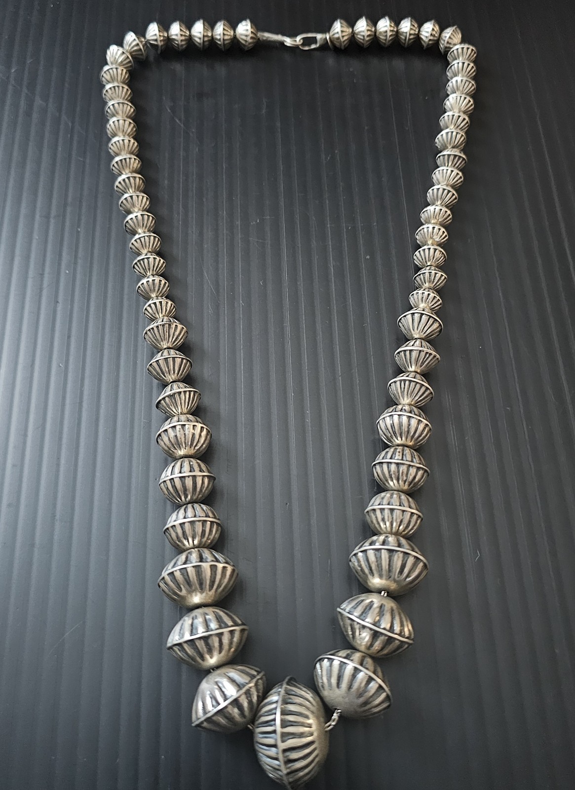 Lee Yazzie Or Leo Lando Yazzie Amazing Navajo Fluted Beads Necklace 80 Grams