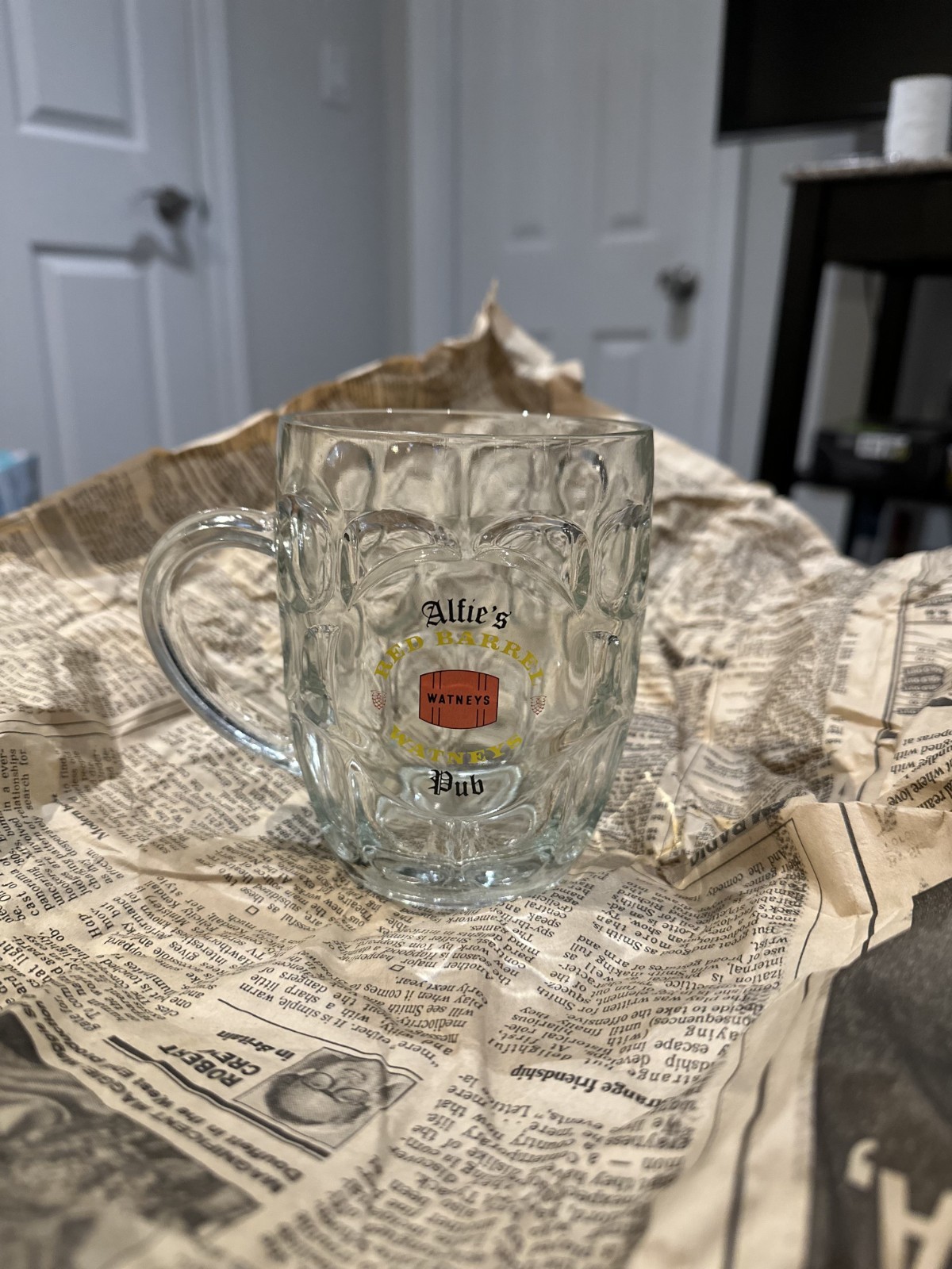 Vintage Watney's Red Barrel Dimpled Pint Glass Beer Mug Alfie's Pub England