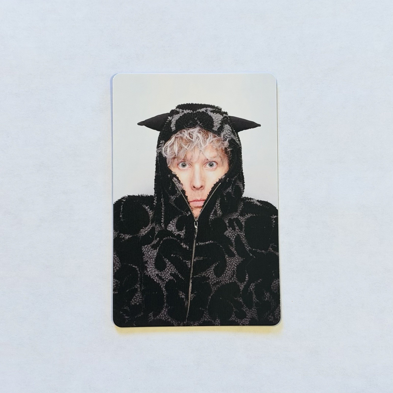 Dan and Phil Photo Card HARD LAUNCH Season 3 Trading Card π (Phil Card 3) Dan and Phil Photo Card HARD LAUNCH Season 3 Trading Card π (Phil Card 3)