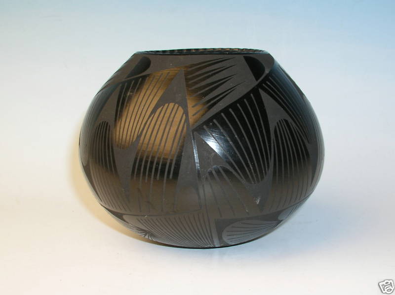 VINTAGE JAIME QUEZADA CRIMPED BLACK Manta Ortiz Pot