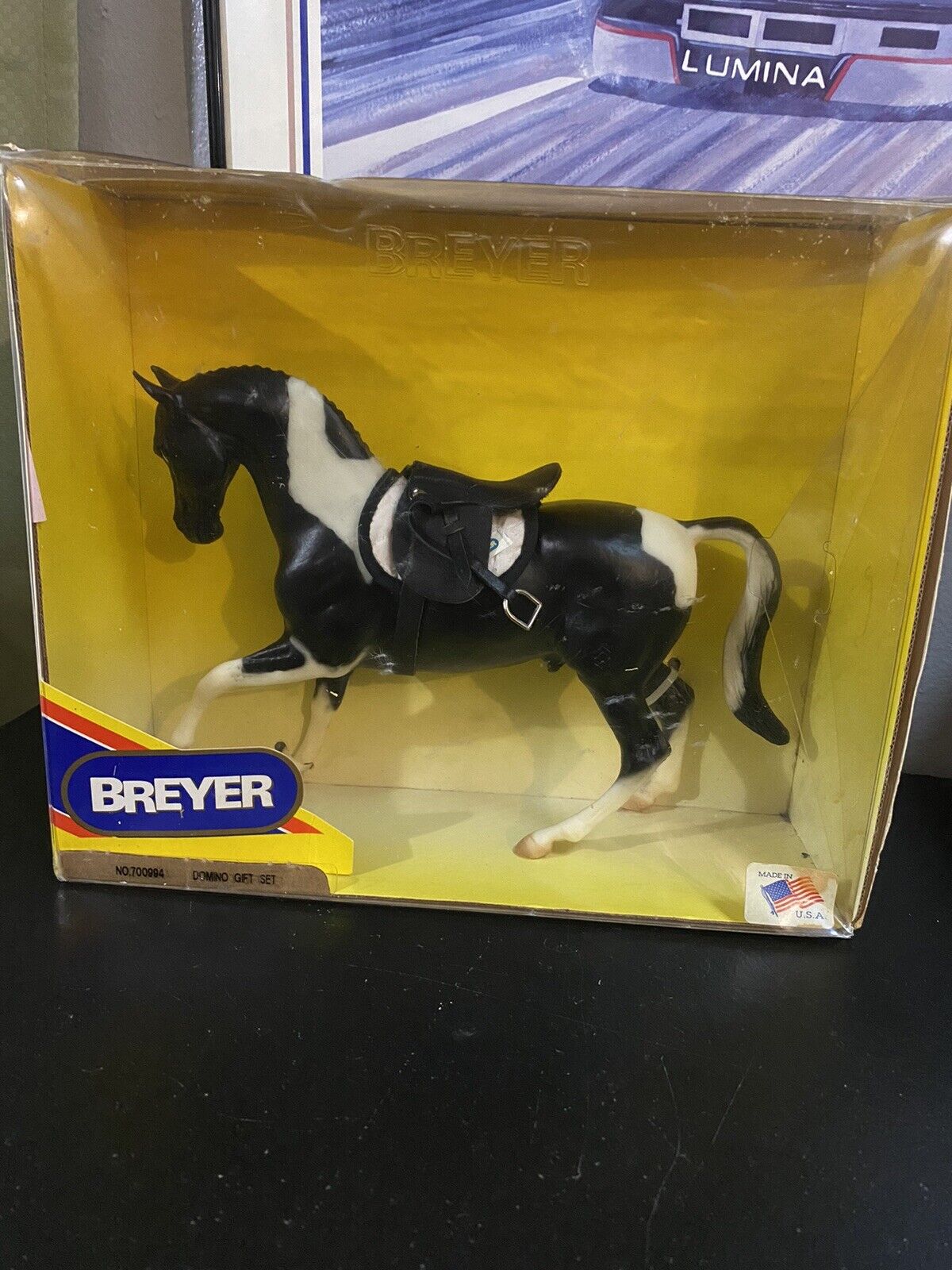 Breyer Horse #700994 Domino Gift Set With Saddle