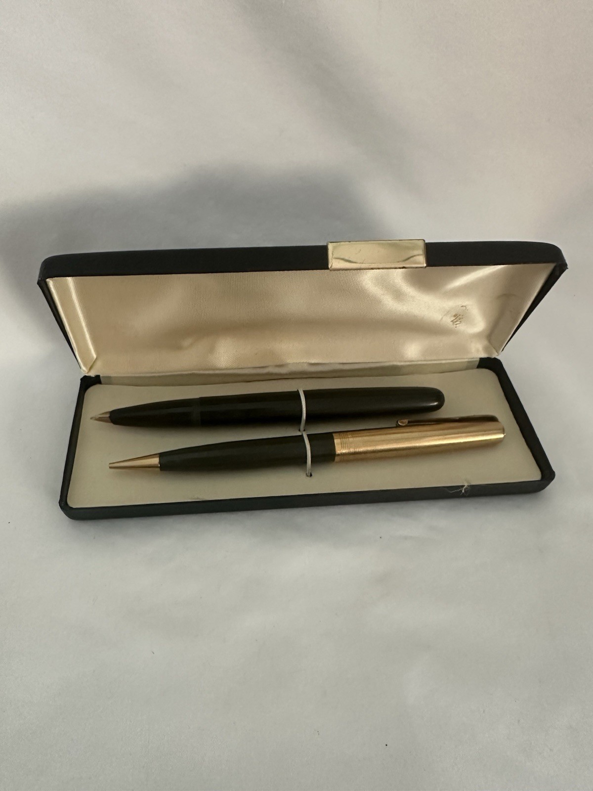 1940s Waterman\'s Taperite Stateleigh Fountain Pen & Pencil 14k Set - UNRESTORED