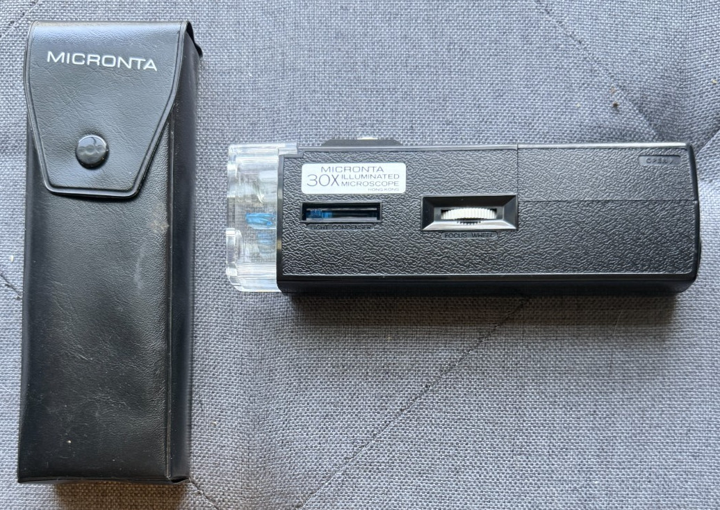 Micronta 30X Lighted Pocket Microscope Magnifying Glass & Case Tested Vtg EUC