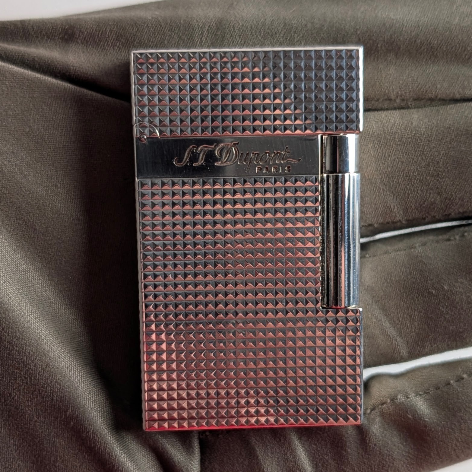 Elegant ST Dupont Line 2 Diamond Head Palladium Lighter 016184 New Display Model