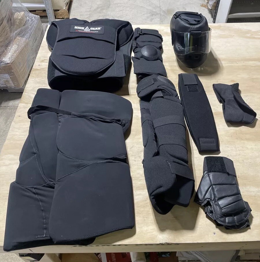 Tony Blauer High Gear X-treme Close Quarter Combatives Suit Military MMA Small Tony Blauer High Gear X-treme Close Quarter Combatives Suit Military MMA Small