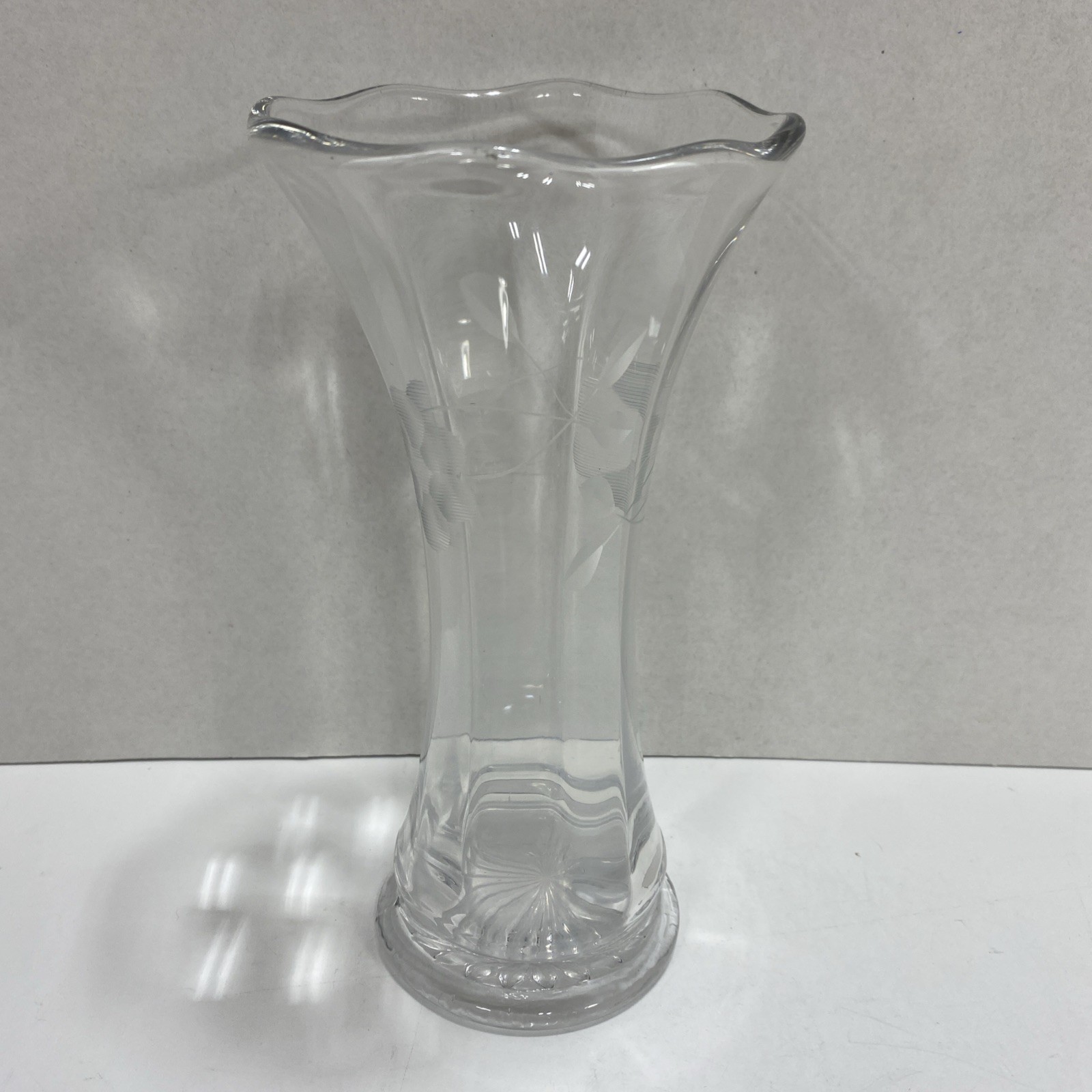 Vintage Etched Clear Glass Flower Vase Floral Design 6.5