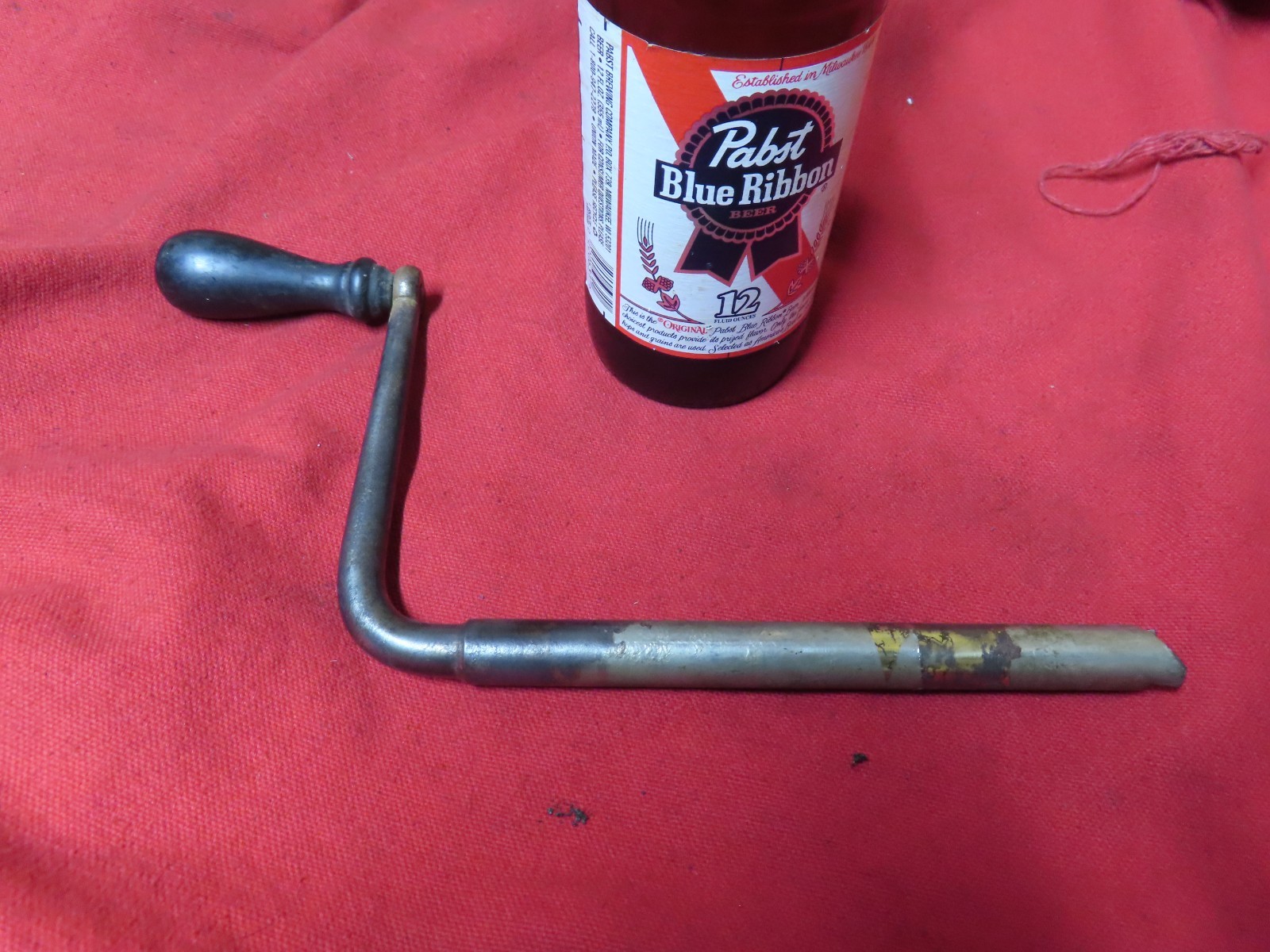 Vtg Victor IV,XXV,Phonograph Crank Handle,(2)Prong typ 9/16 Dia,USA~AVG+🤠V6.26 Vtg Victor IV,XXV,Phonograph Crank Handle,(2)Prong typ 9/16 Dia,USA~AVG+🤠V6.26