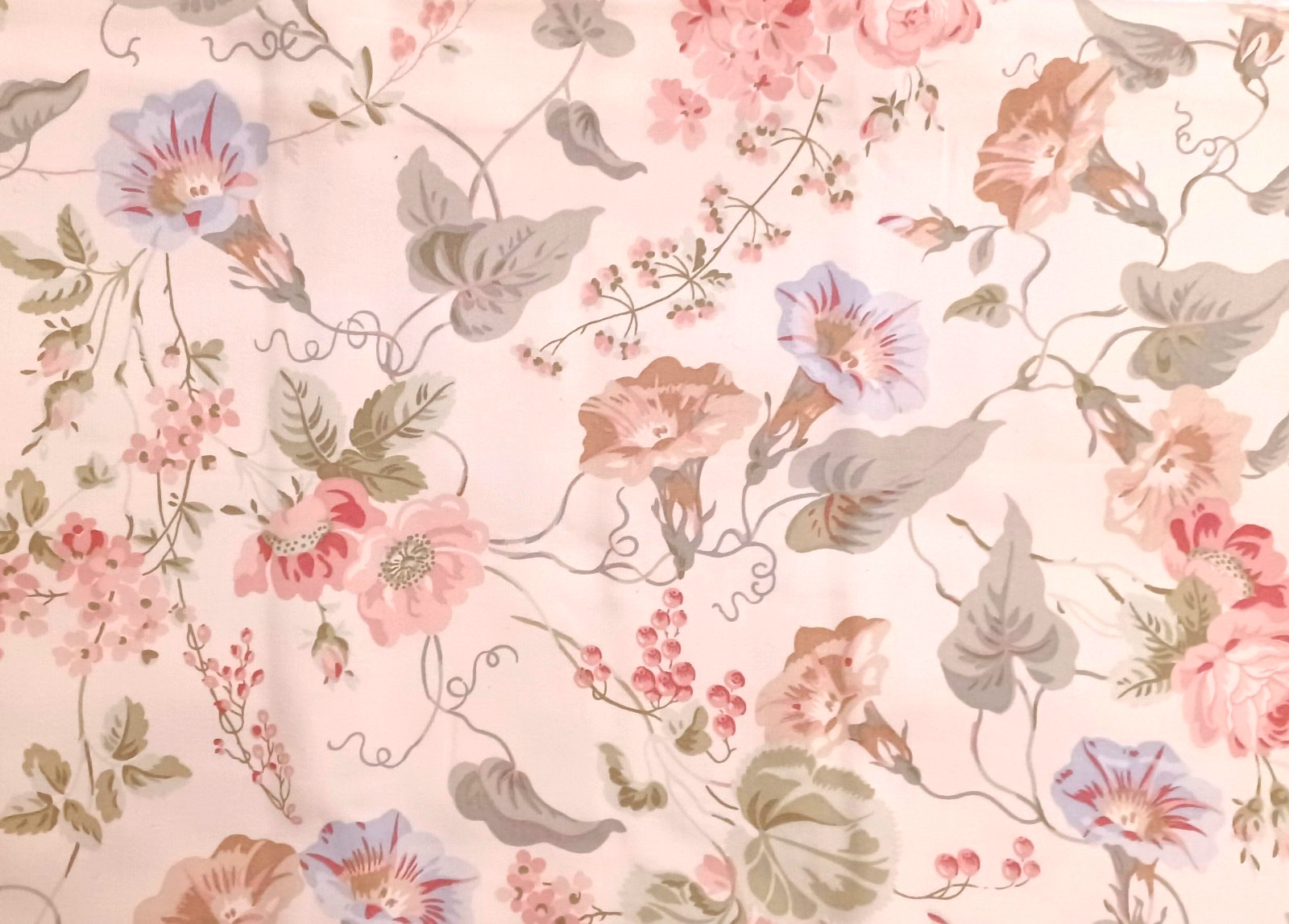 VTG Laura Ashley 100% Cotton Decorator Fabric Melrose Old Rose Multi 4.5 yd x48 VTG Laura Ashley 100% Cotton Decorator Fabric Melrose Old Rose Multi 4.5 yd x48