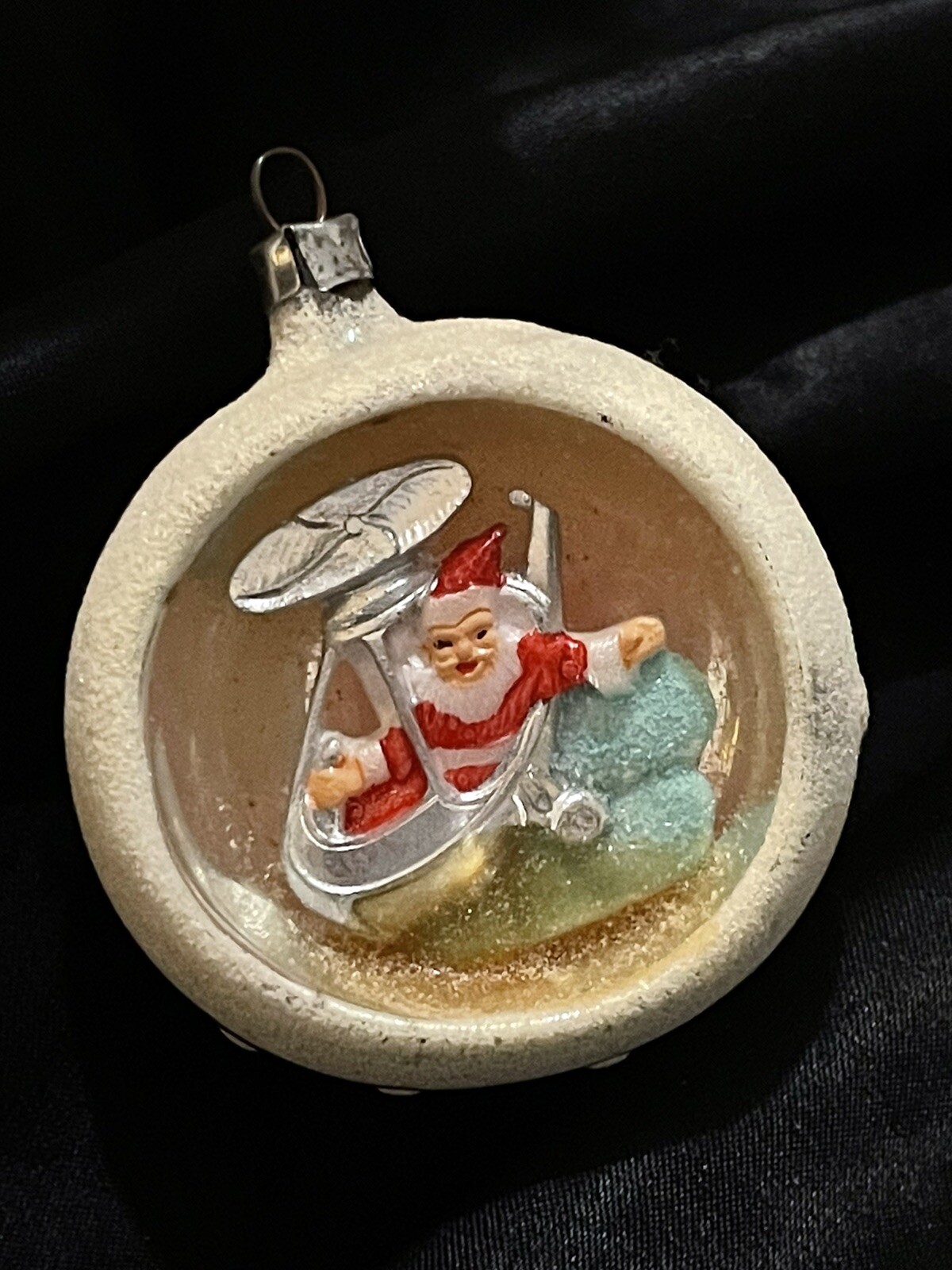 RARE VINTAGE  De Carlini CHRISTMAS “ SANTA IN HELICOPTER “  ORNAMENT