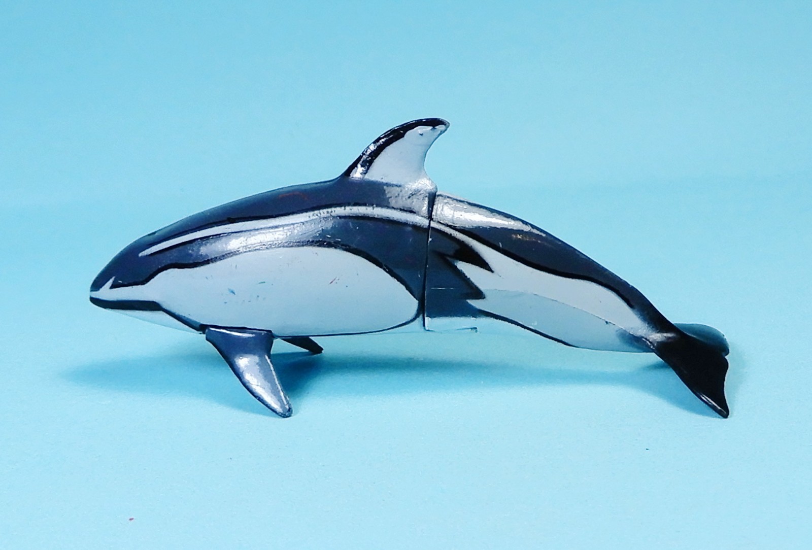 Kaiyodo Furuta Animatales Choco egg Pacific white-sided dolphin Figure US seller