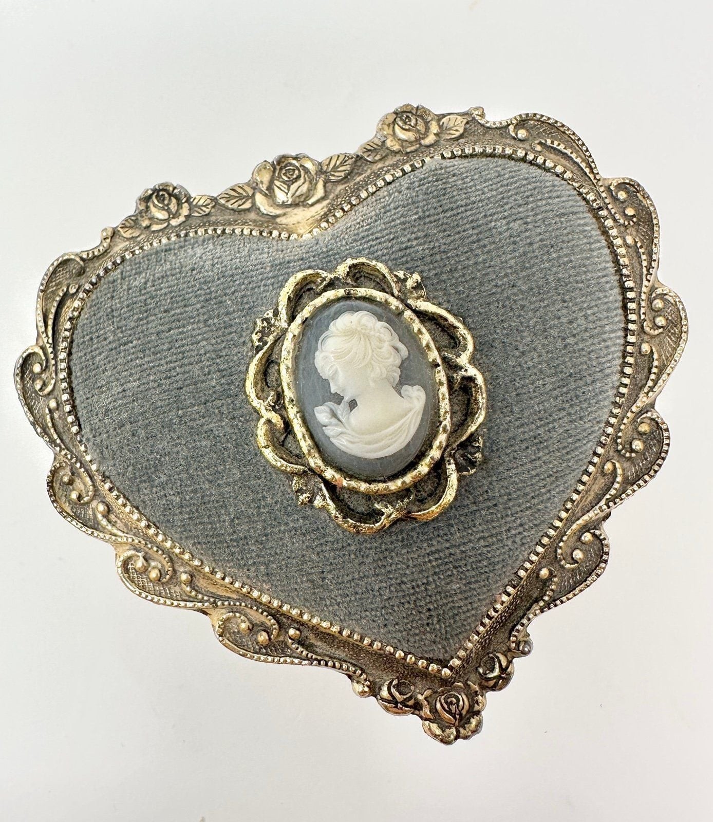 Vintage Heart Shaped Trinket Box with Cameo Musical Jewelry Treasure Box