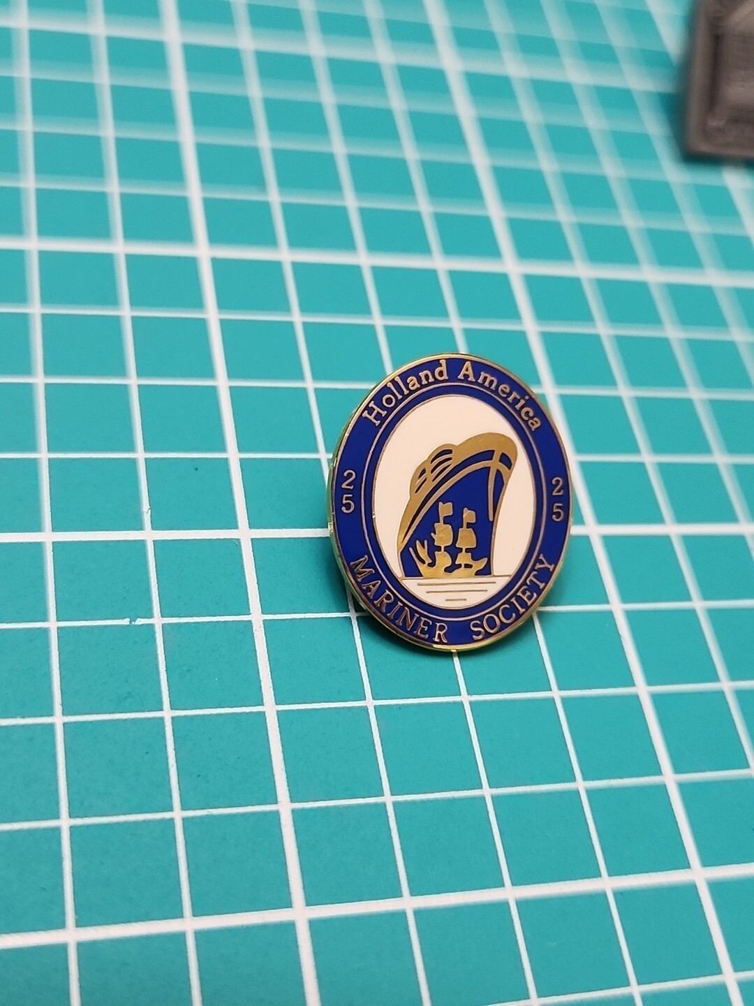 Vtg Holland America Mariner Society 25 Gold Tone Lapel Pin