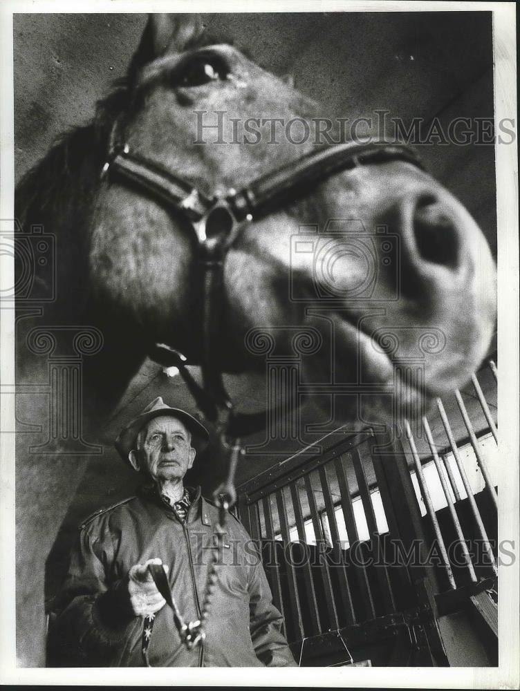 1996 Press Photo Charlie Laye, Rockport Horse Trader - nef63967