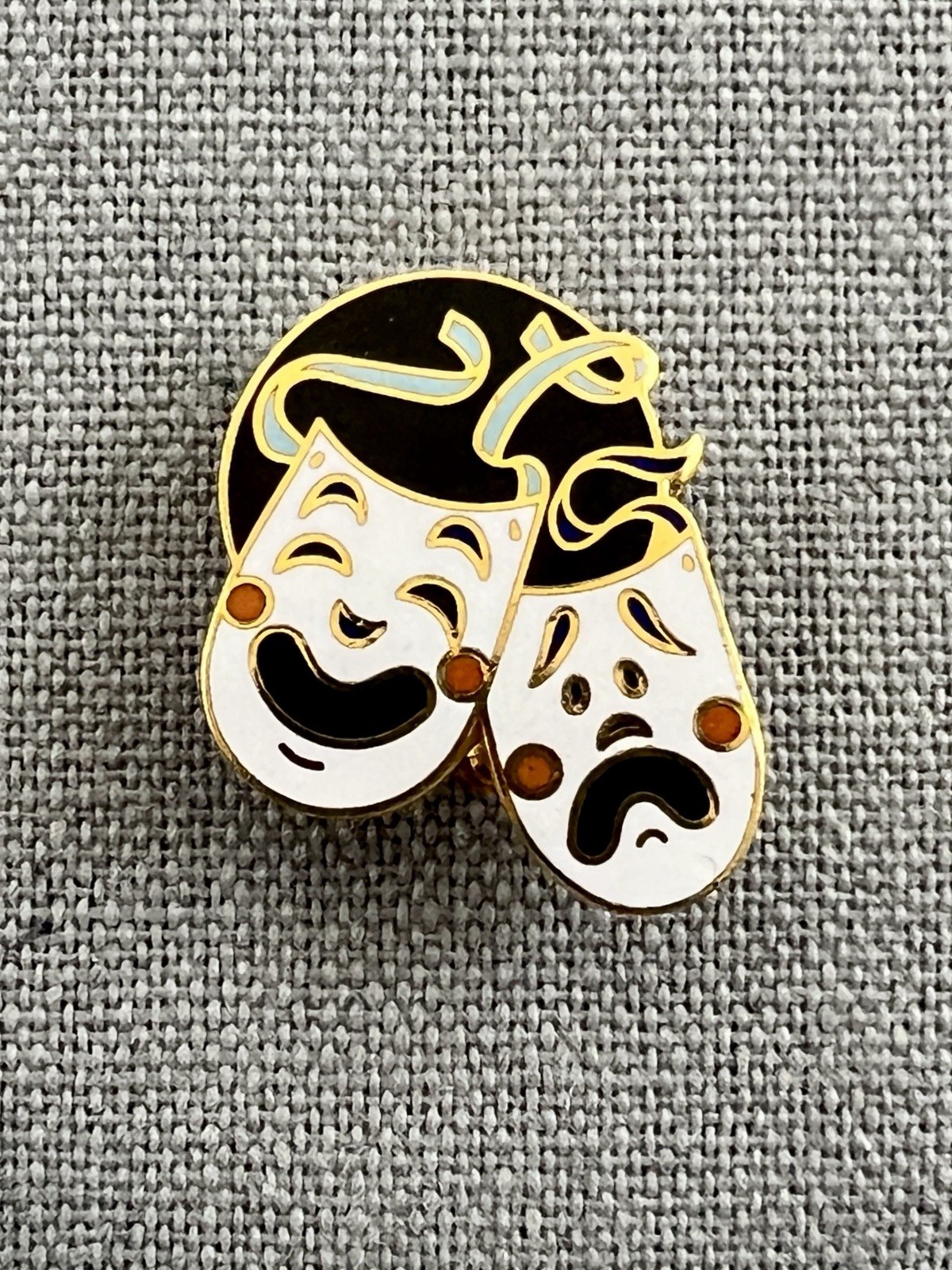 Vintage Comedy Tragedy Theater Masks 1” Enamel Lapel Pin Gold Tone Taiwan