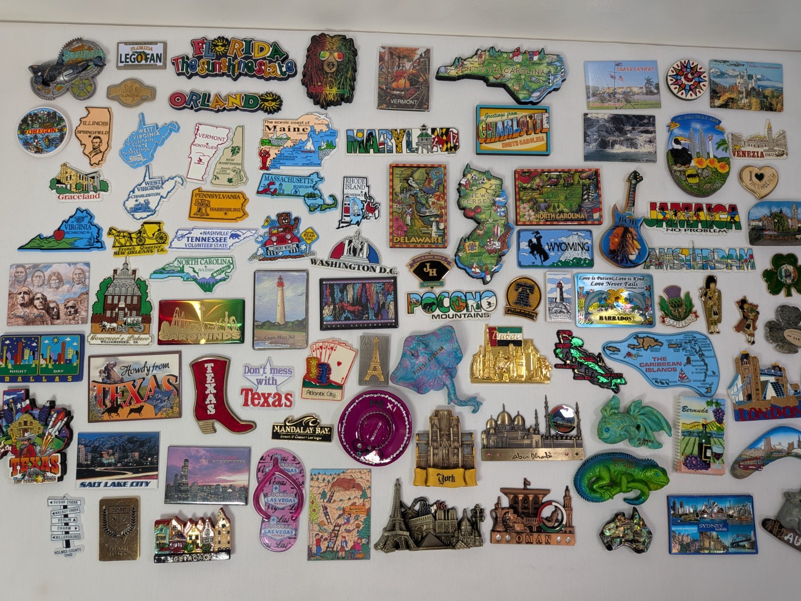 Huge Refrigerator Magnet Lot Souvenir Travel States Australia Europe Asia + Vtg