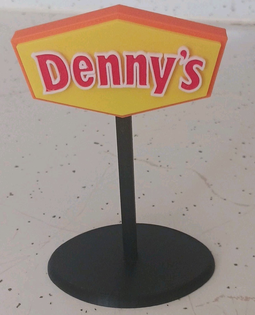 Denny's Miniature Restaurant Sign. 3d Printed DIORAMA 5