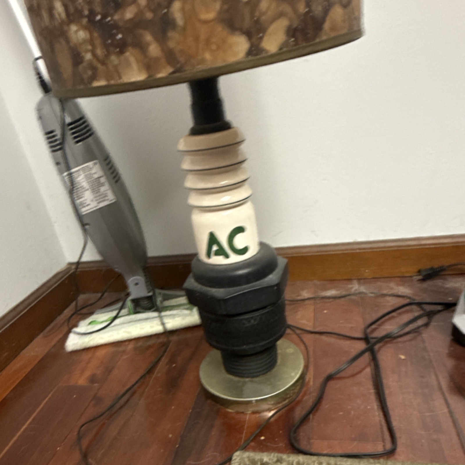 Vtg 1960\'s Porcelain AC Delco Spark PLug Advertisement Lamp | AC Delco Lamp