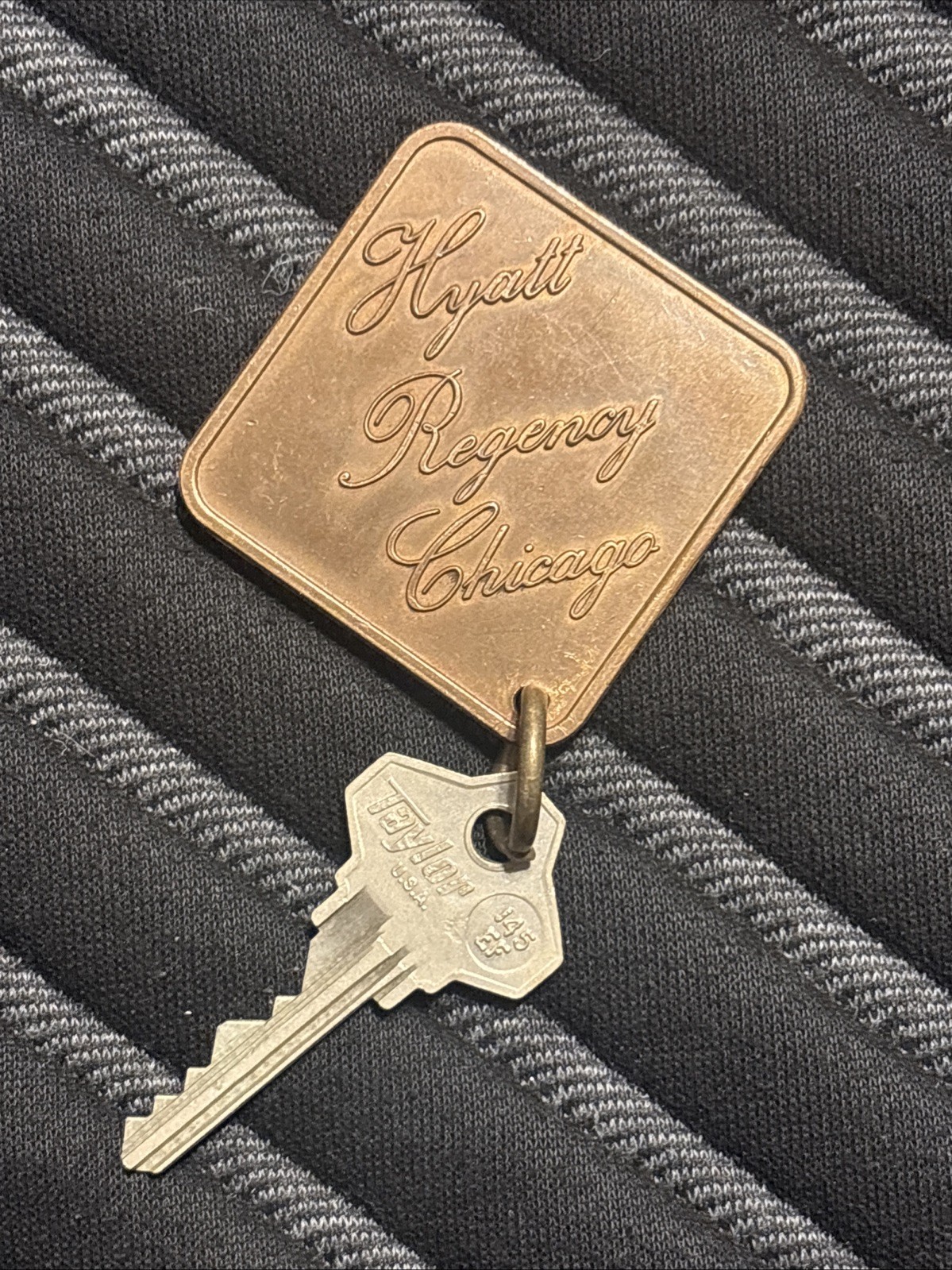 Vintage Chicago Hyatt Regency Hotel Key & Fob Brass #1401 Original USA