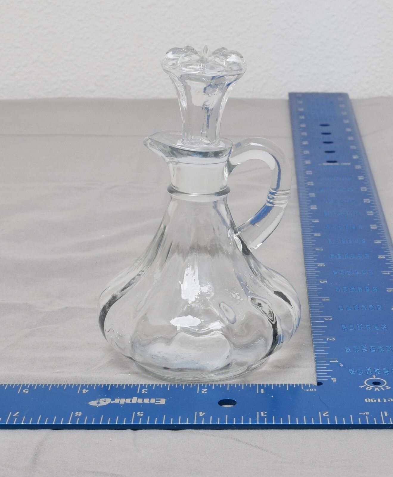 Vintage Anchor Hocking Pressed Glass Cruet Bottle With Stopper