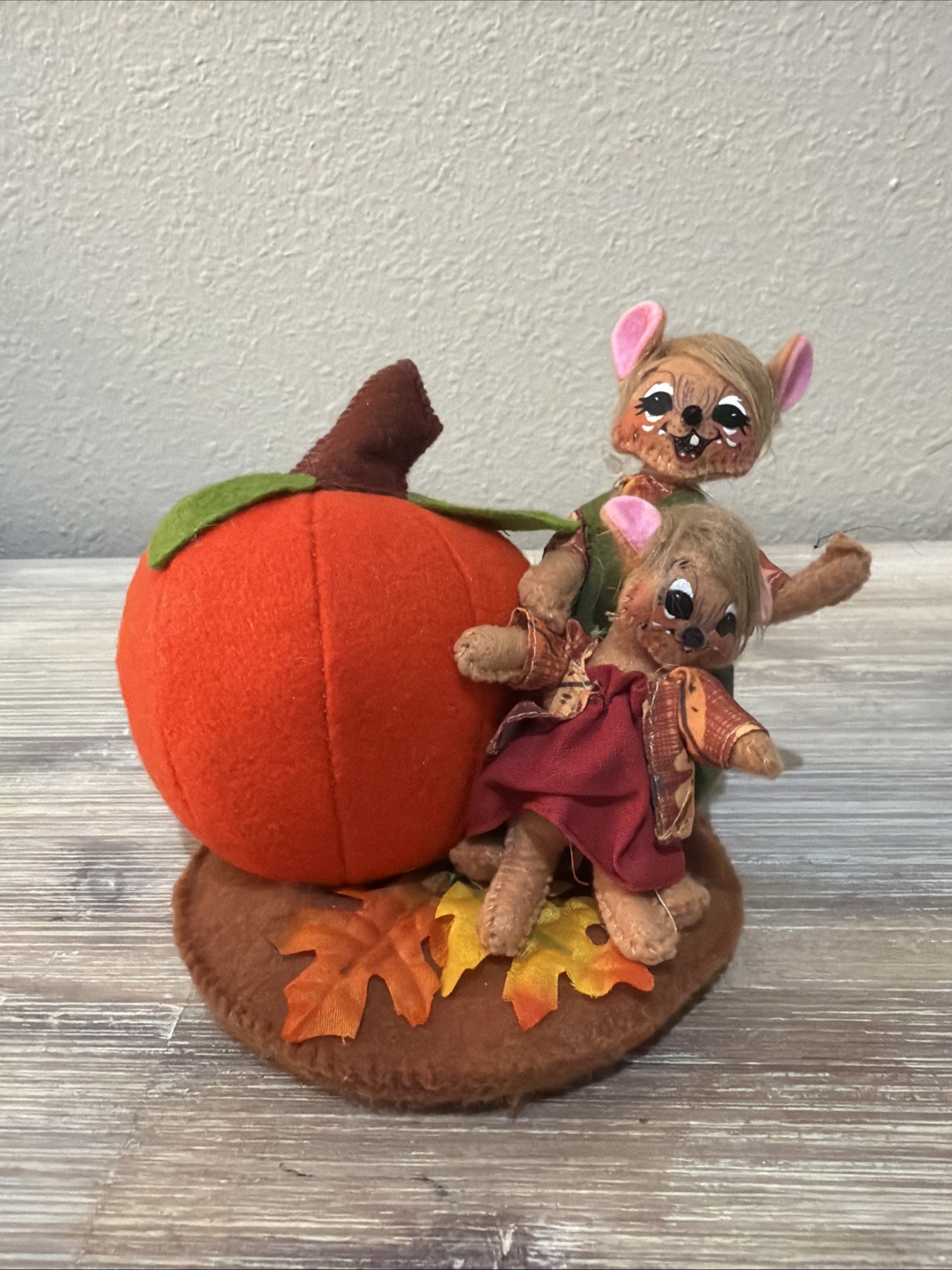 Annalee 5in Pumpkin Patch Mice Item #360220 - 2020 Annalee 5in Pumpkin Patch Mice Item #360220 - 2020