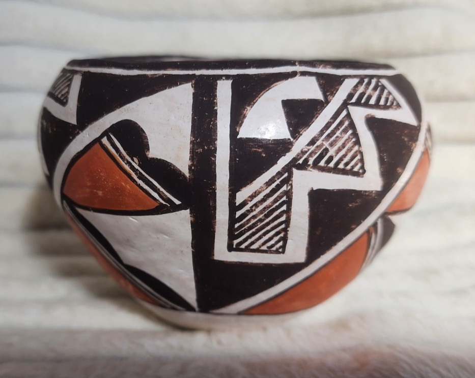 Acoma Pueblo Polychrome Pot by Native American Artist Lucy M. Lewis Signed