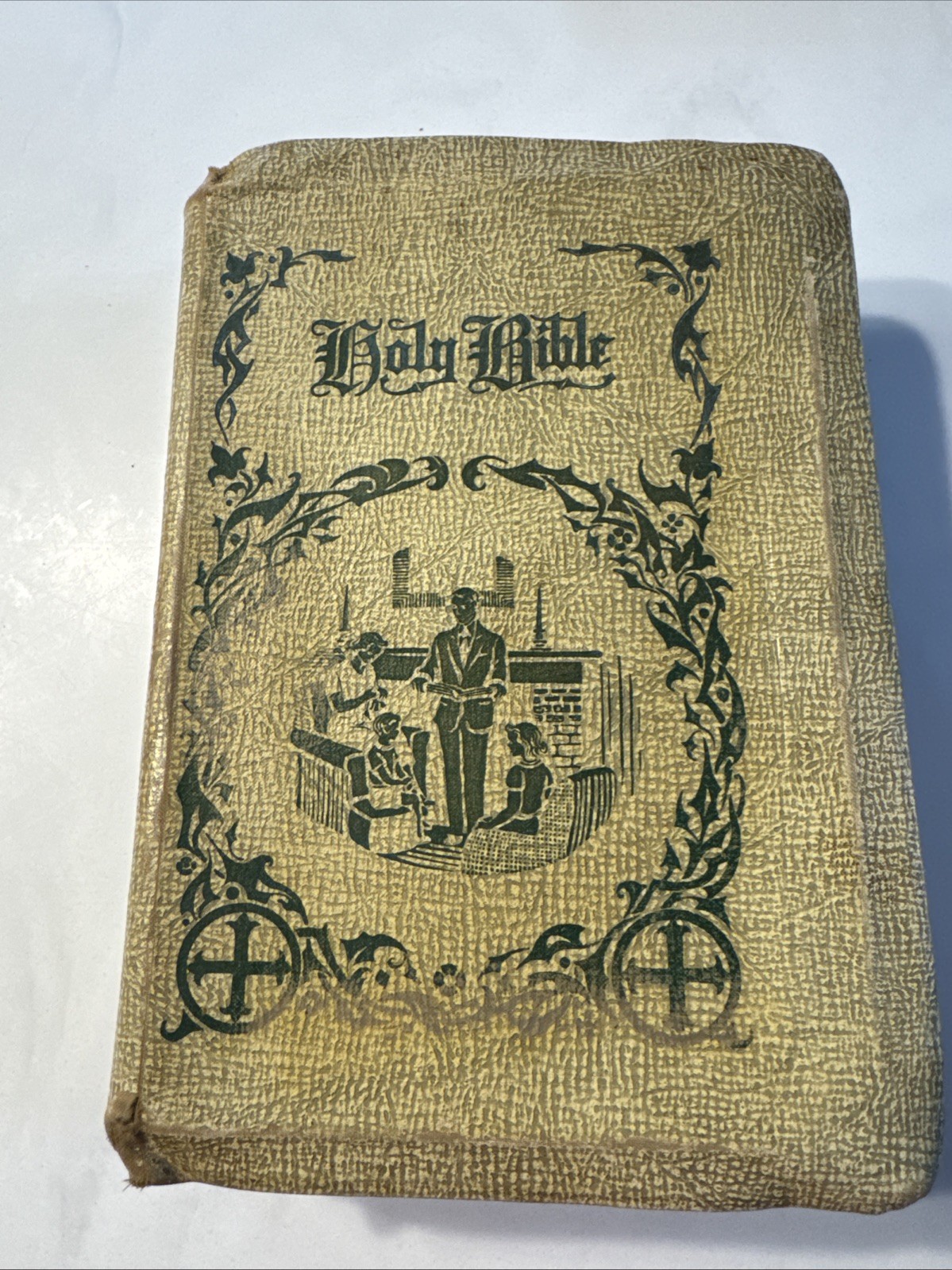 Holy Bible - Family Worship Edition - 1948 Printing - King James Version Holy Bible - Family Worship Edition - 1948 Printing - King James Version