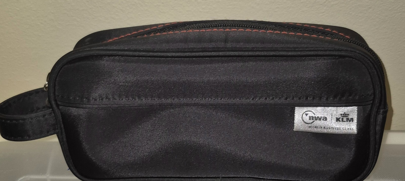 NWA Northwest Airlines/KLM Royal Dutch World Business Class Amenity Travel Bag