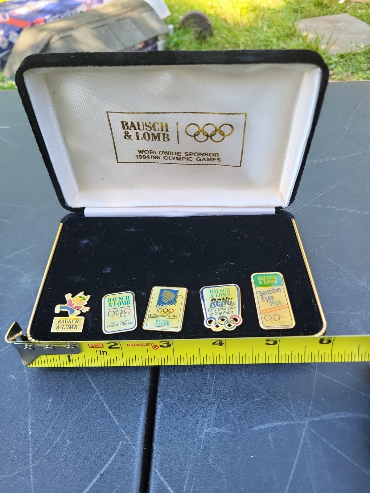 Vtg. Bausch & Lomb Olympic Games 1994/95 Sponsor Pinback Collection with Case