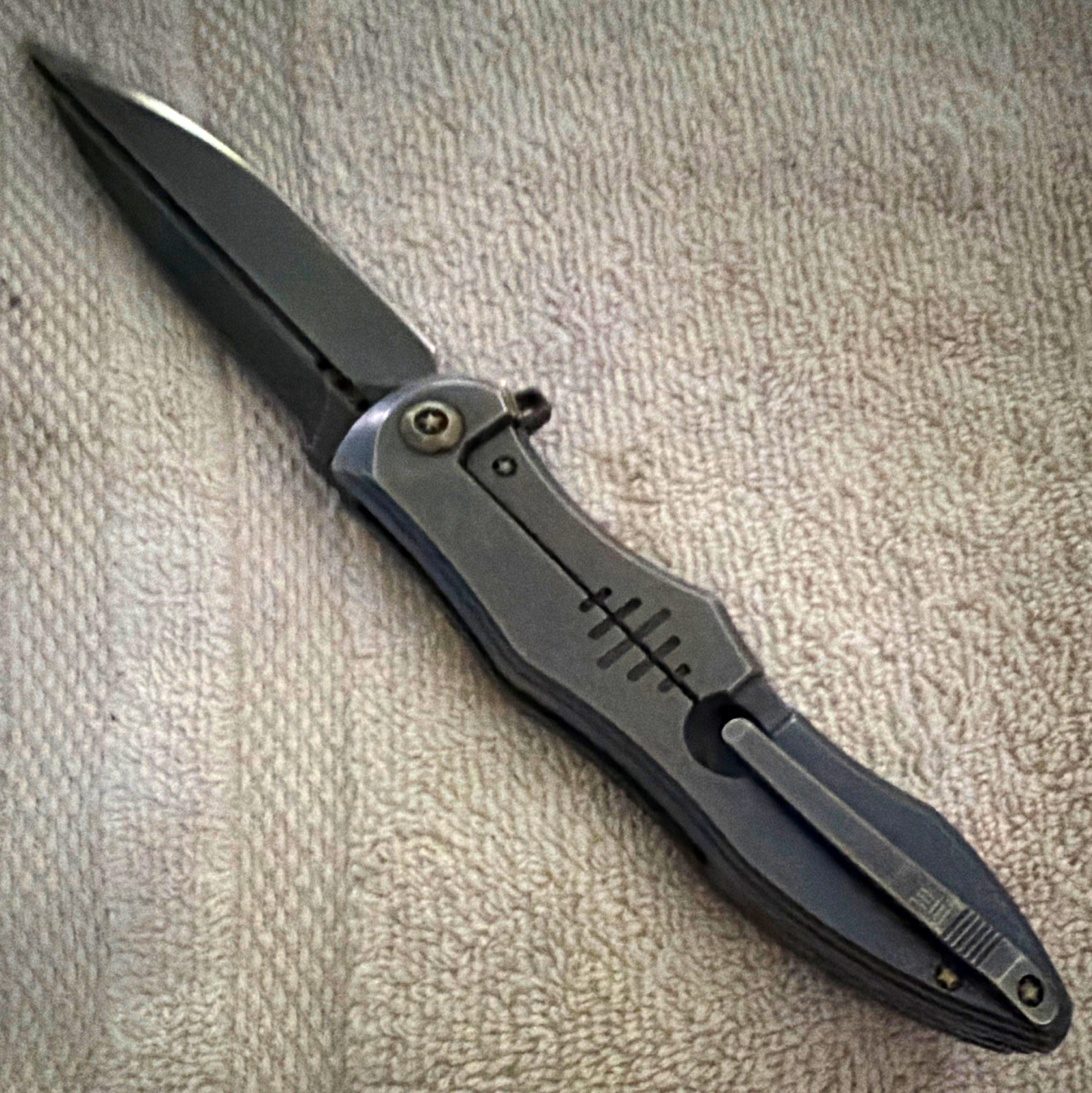 WE Knives 2016 Light Use Blue- Gray  CPM-S35VN Titanium Manual Flipper