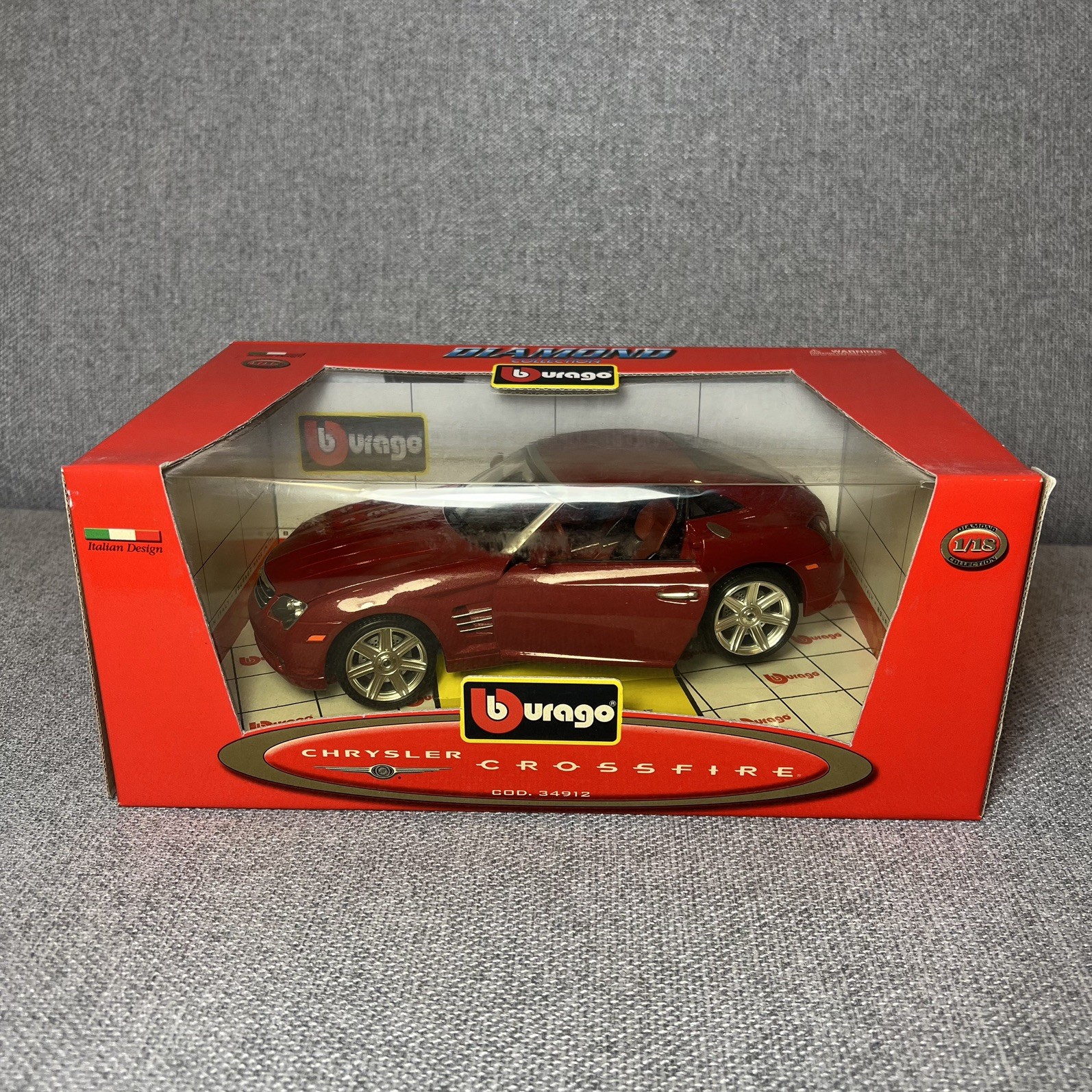 BURAGO 1:18 DIAMOND COLLECTION CHRYSLER CROSSFIRE RED BURAGO 1:18 DIAMOND COLLECTION CHRYSLER CROSSFIRE RED