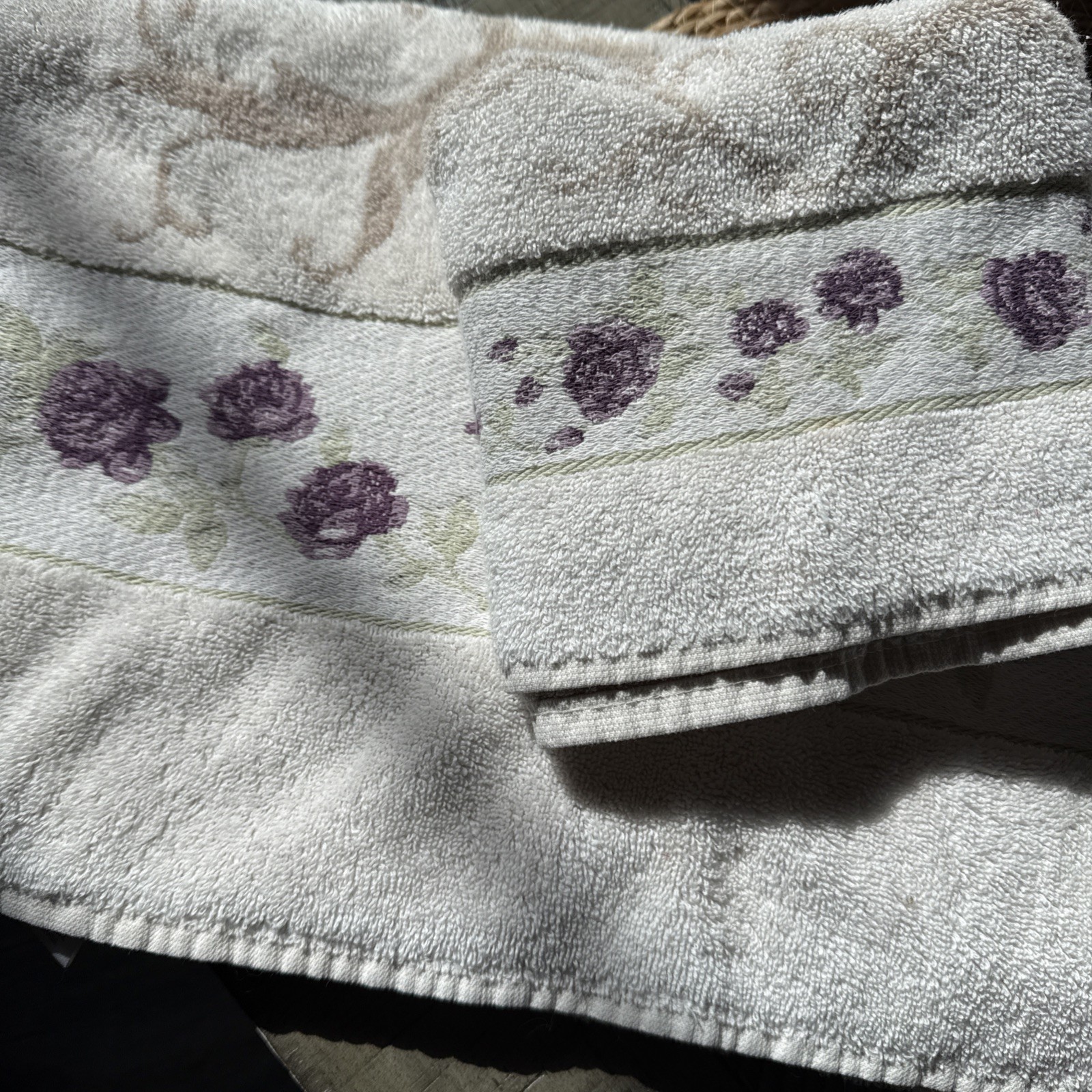 Vintage Jubilee Hand Bath Towel Set Purple Rose Embroidered Cottage Shabby Chic