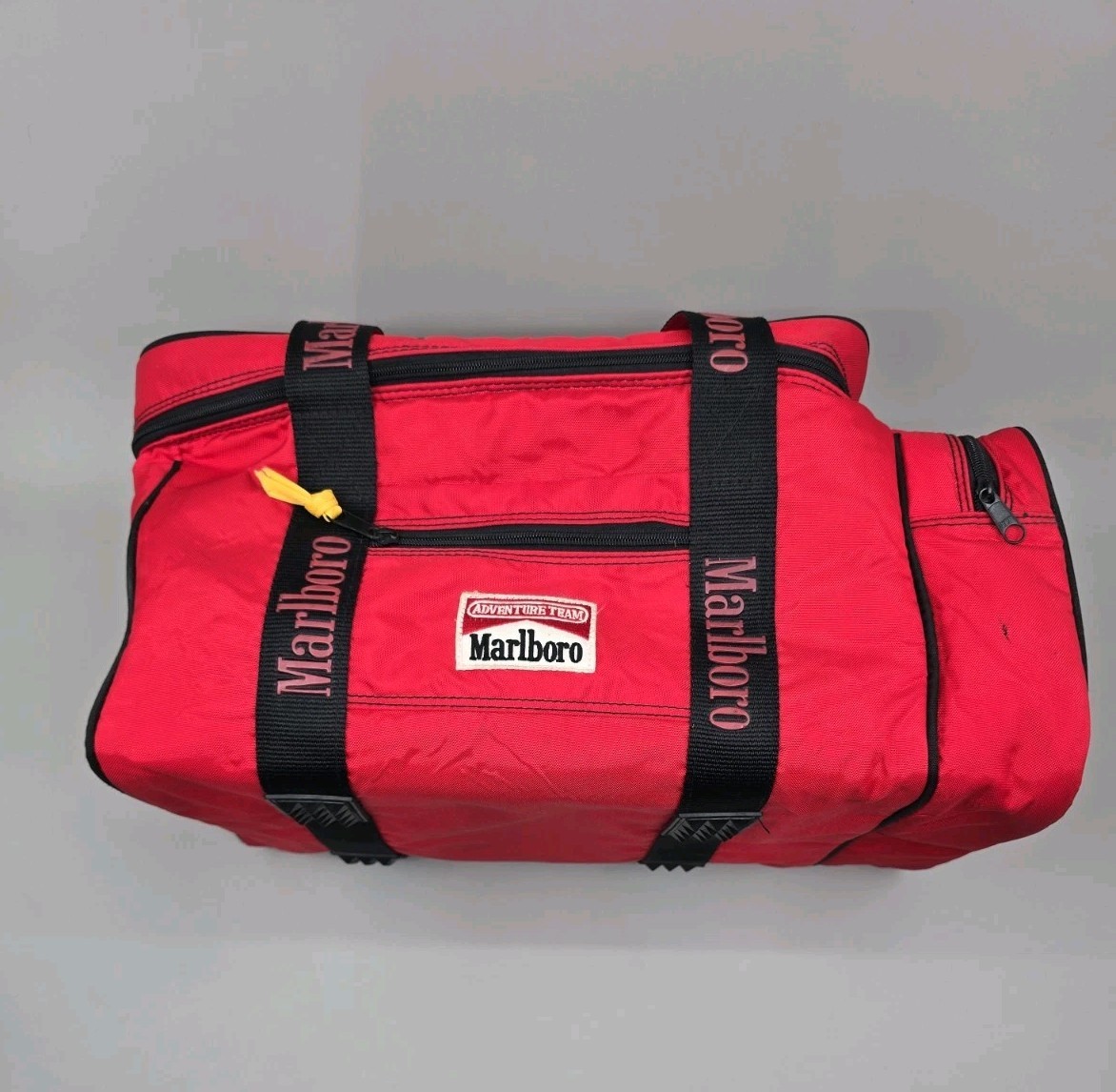Vintage 1992 Marlboro Adventure Team Lizard Rock Insulated Cooler Bag Red