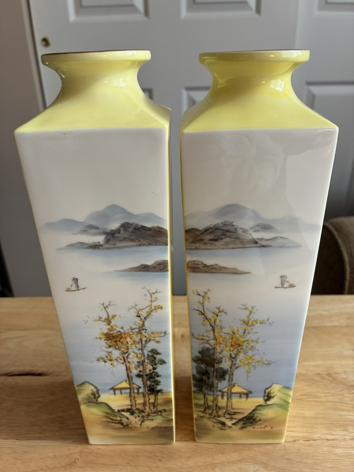 Noritake Nippon Toki Kaisha Mirror Pair Hand-Painted Bone China Vases-Yellow (2)