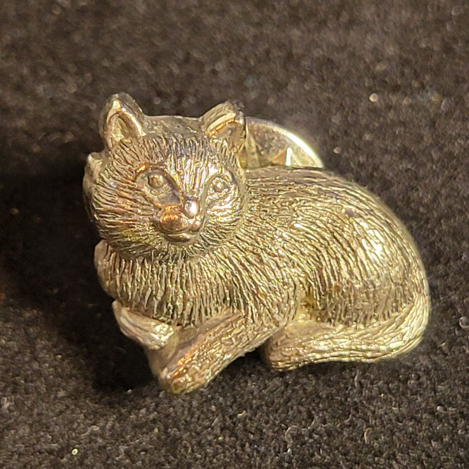 Kitten Kitty Cat Figural Silver Pewter Tone Brooch Lapel Badge Vest Pin