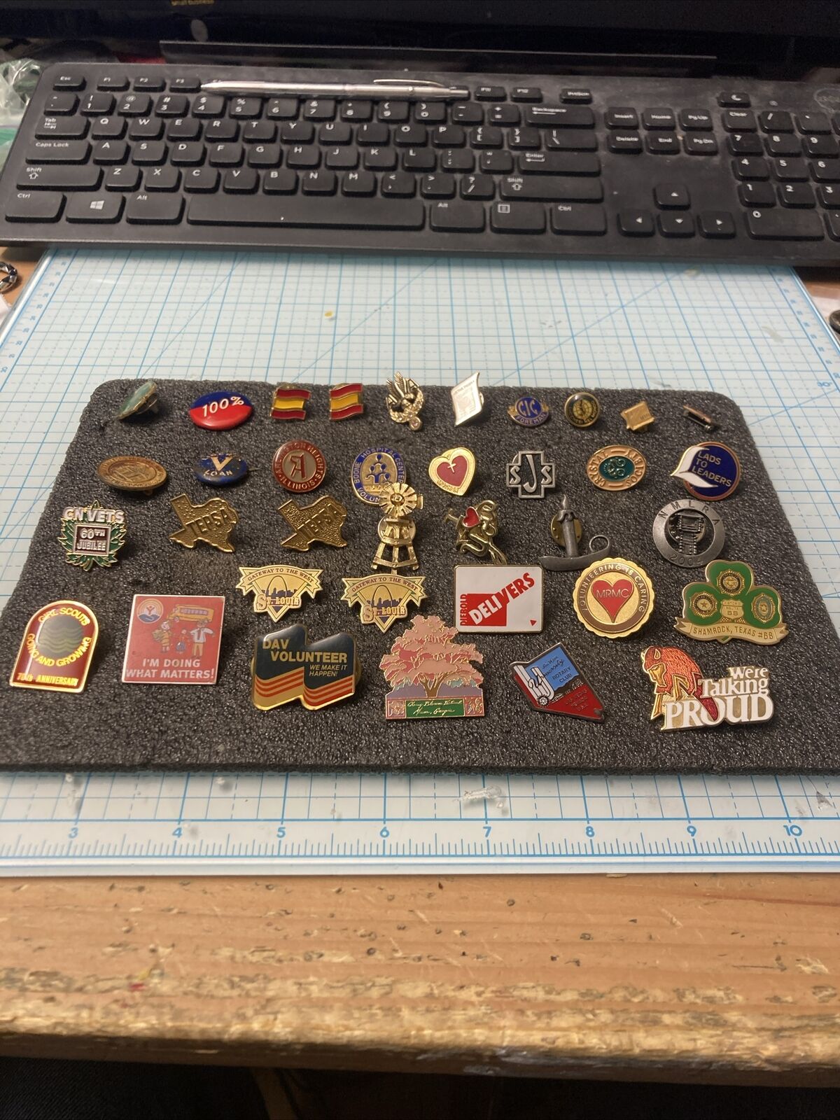 Large USED Lot of 36 Vintage and Modern Pins. Various Sizes/Shapes. Some US Made