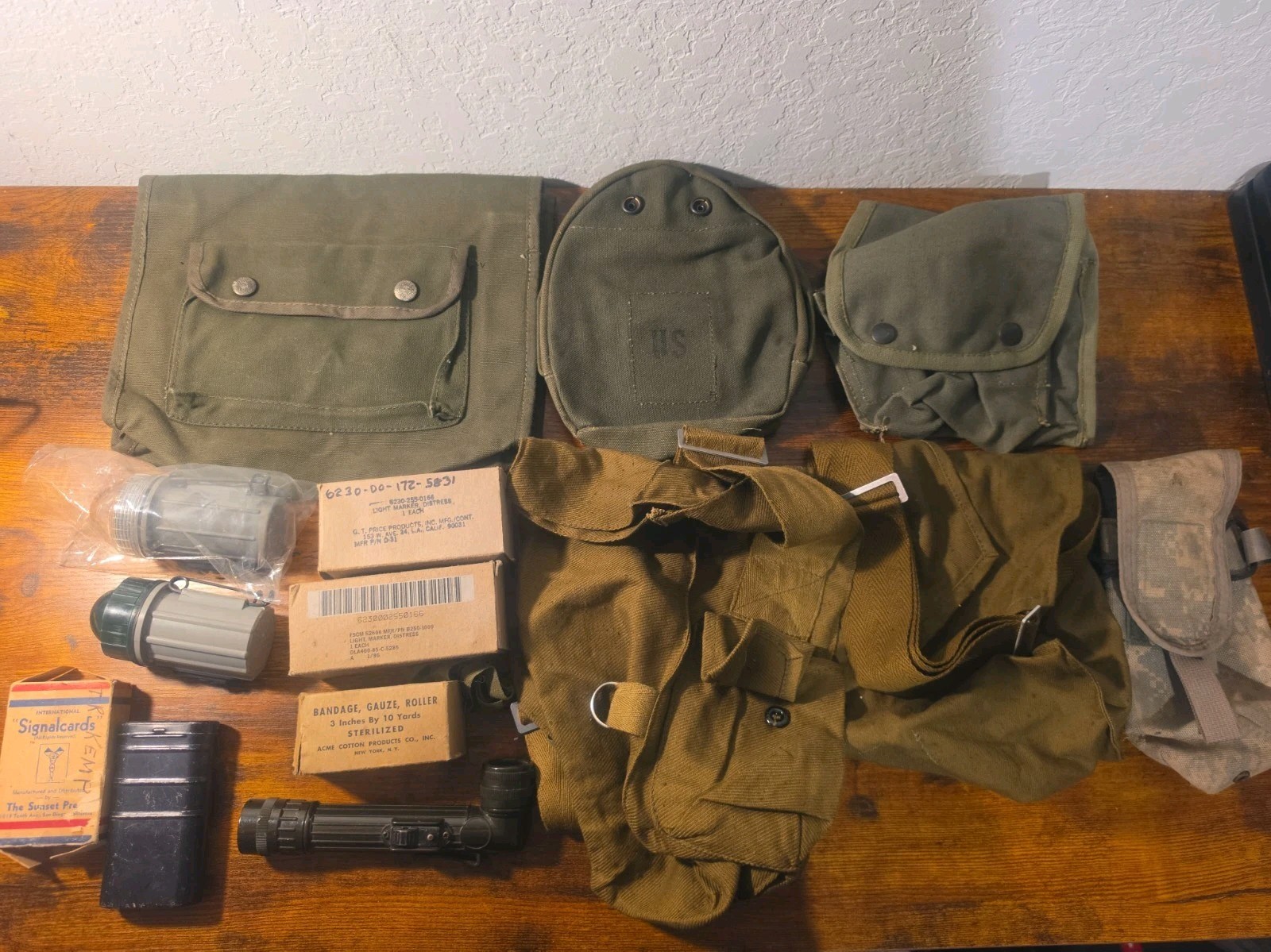 Vintage US/ Foreign Military Field Gear Mixed Lot Canvas Pouches Canteen Lights