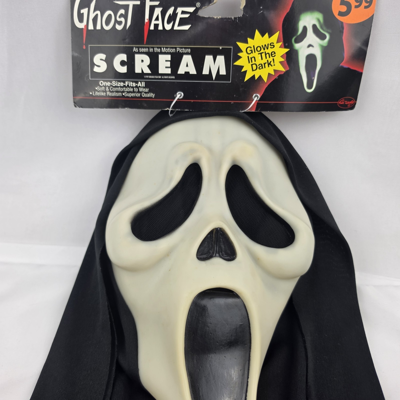NWT NOS Vintage 1997 Easter Unlimited Fun World DIV Ghost Face Scream Mask S9206 NWT NOS Vintage 1997 Easter Unlimited Fun World DIV Ghost Face Scream Mask S9206