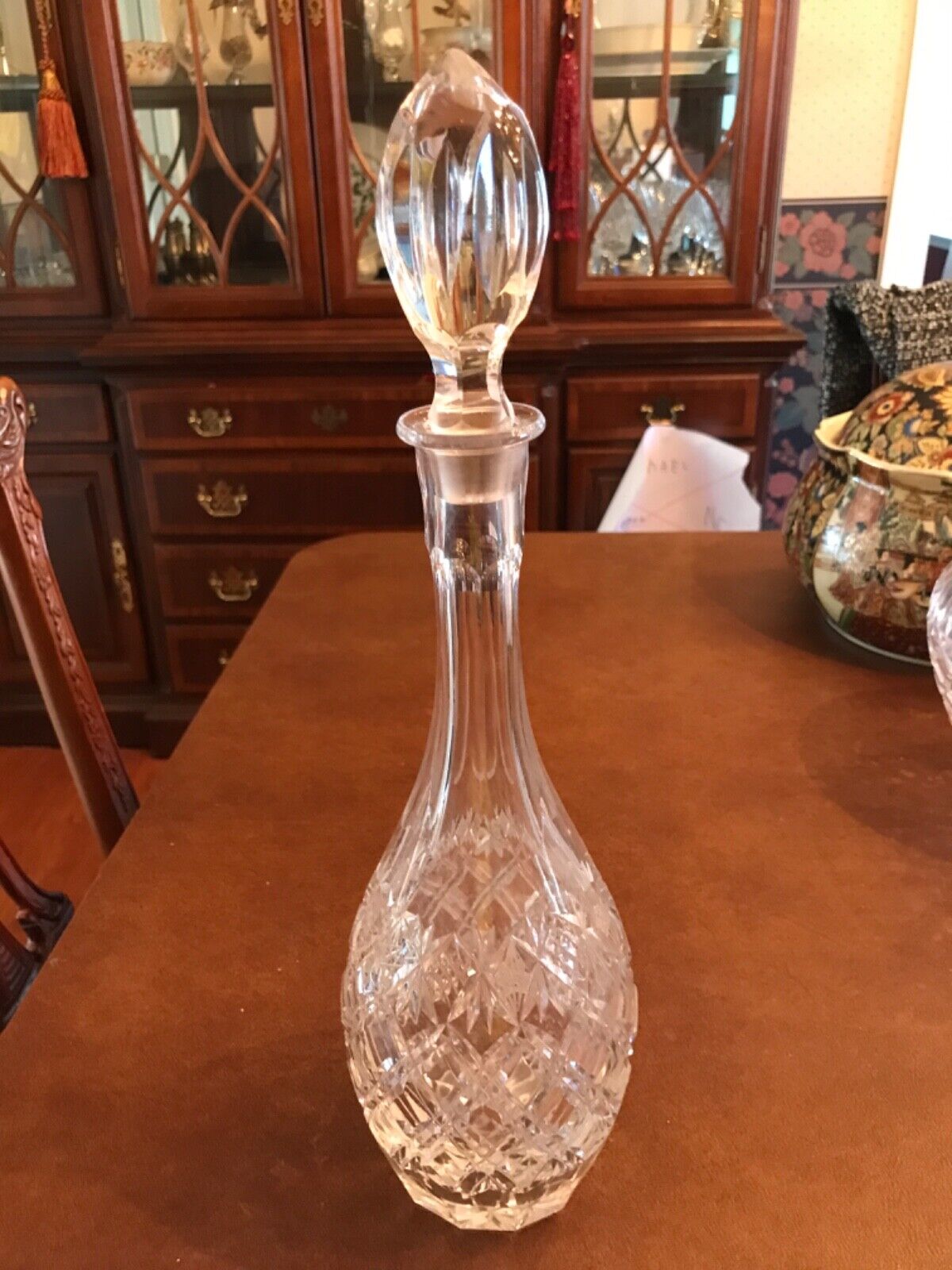 crystal wine decanter with stopper- vintage 