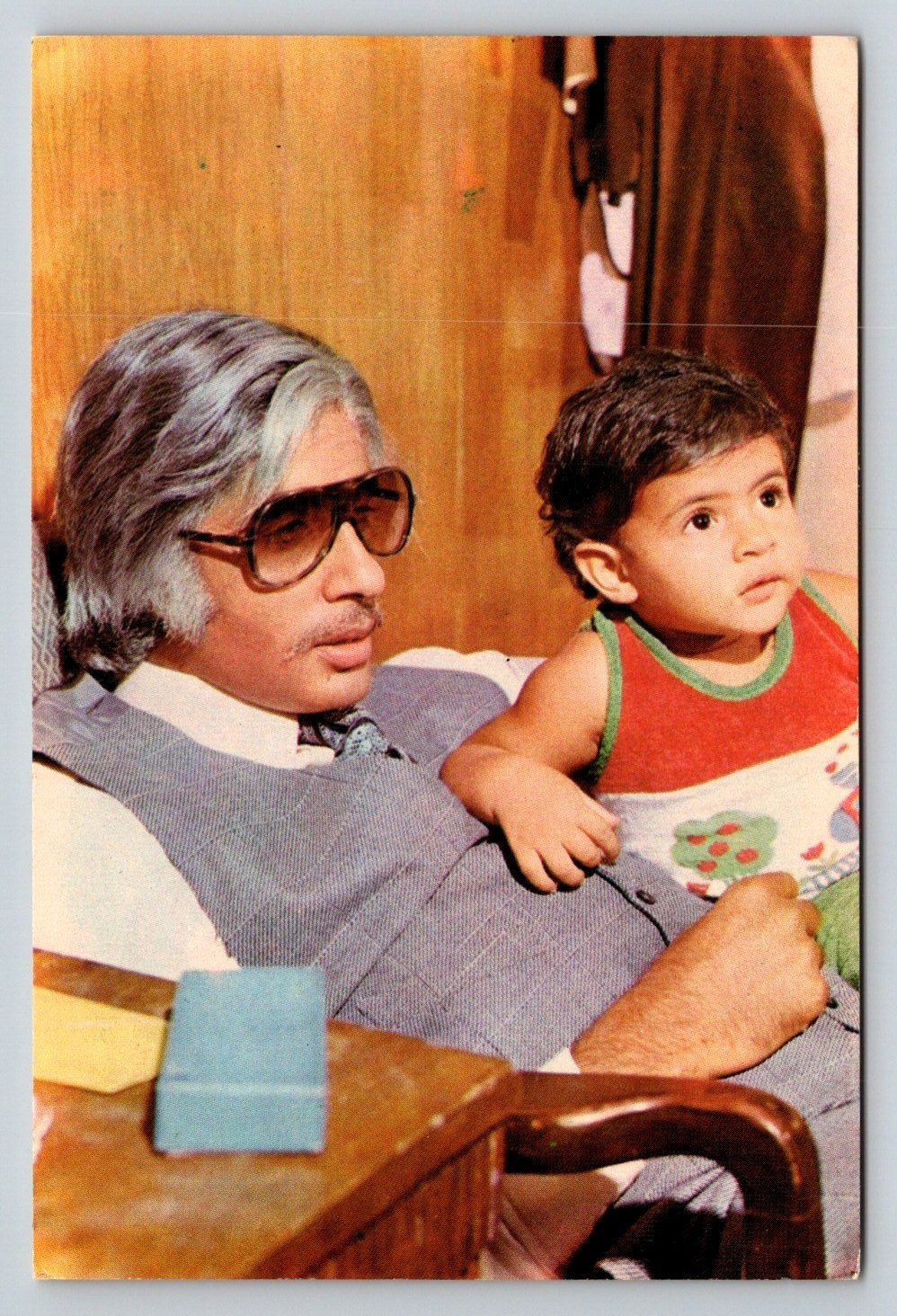 Vintage Bollywood Star Amitabh Bachchan & Child Postcard India 1970s Vintage Bollywood Star Amitabh Bachchan & Child Postcard India 1970s