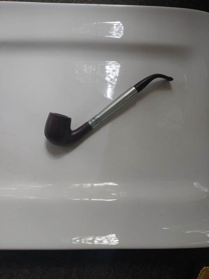 Vintage Millard Imported Briar Pipe repaired crack. 