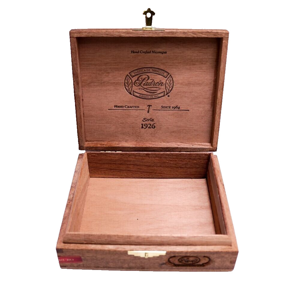 Padron Serie 1926 No. 48 Empty Wooden Cigar Box 6.5\